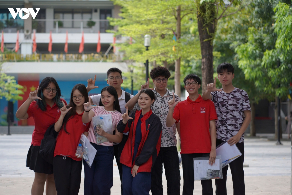 Thủ khoa vào lớp 10 Hà Nội đạt 29,75 điểm, môn Ngoại ngữ tuyệt đối 10 điểm